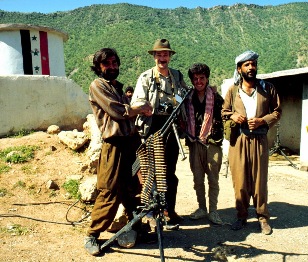 Fidel Raso con kurdos del PKK.